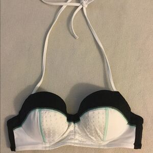 Victoria’s Secret 34A halter bikini top